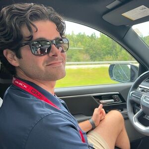 Meet your Posher, Adam